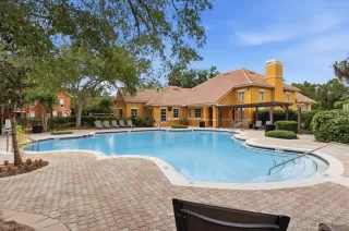 Photo #3: O6407646 Listing