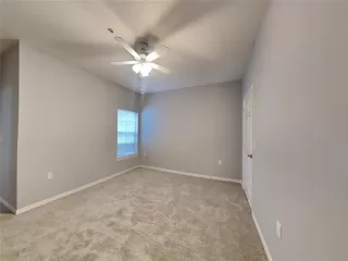 Photo #6: O6407750 Listing