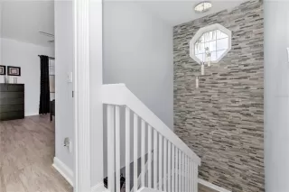 Photo #5: O6407944 Listing