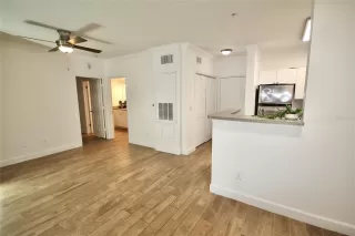 Photo #6: O6407963 Listing 