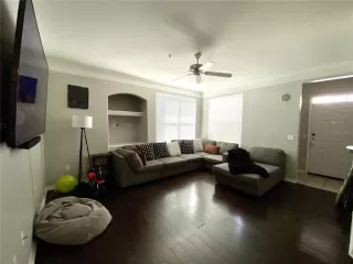 Photo #4: O6407985 Listing 