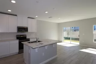 Photo #6: O6408067 Listing 
