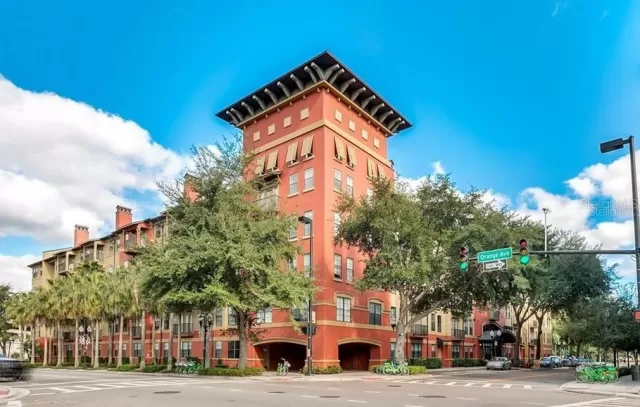 MLS: O6408115 Condo For Sale