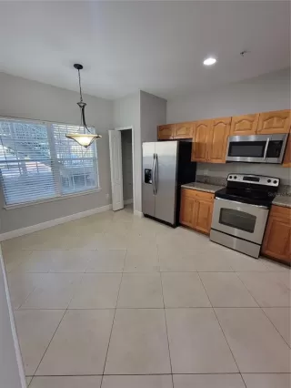 Photo #2: O6408141 Listing