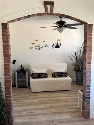 Photo #4: O6408159 Listing 