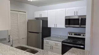 Photo #1: O6408251 Listing 