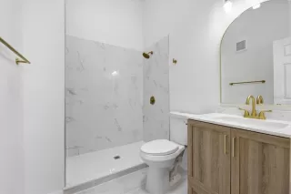 Photo #2: O6408287 Listing 