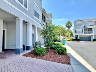 Photo #1: O6408380 Listing 