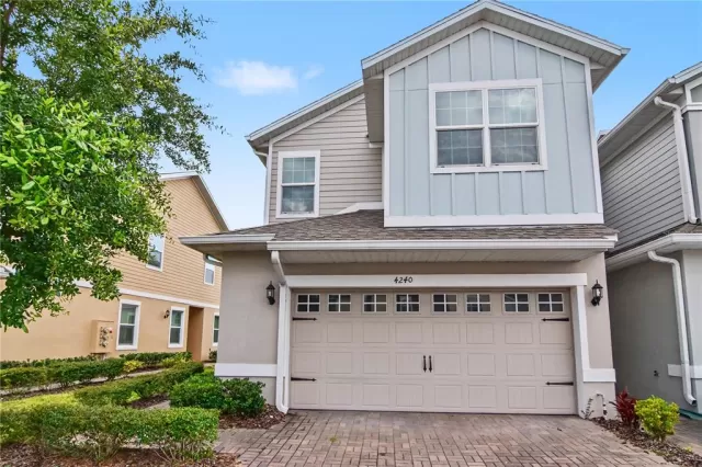 MLS: O6408498 Condo For Sale