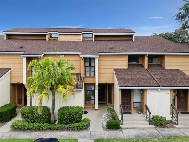 MLS: O6408561 Condo For Sale