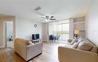 Photo #1: O6408567 Listing