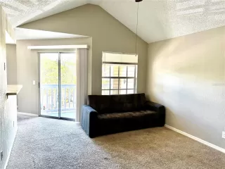 Photo #2: O6408568 Listing