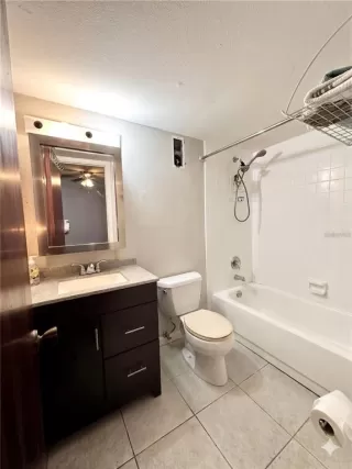 Photo #4: O6408672 Listing