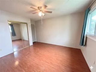 Photo #5: O6408672 Listing