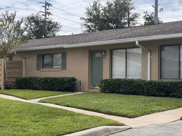 MLS: O6408737 Condo For Sale