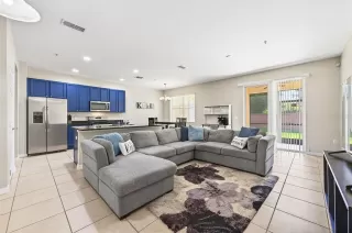 Photo #3: O6408784 Listing