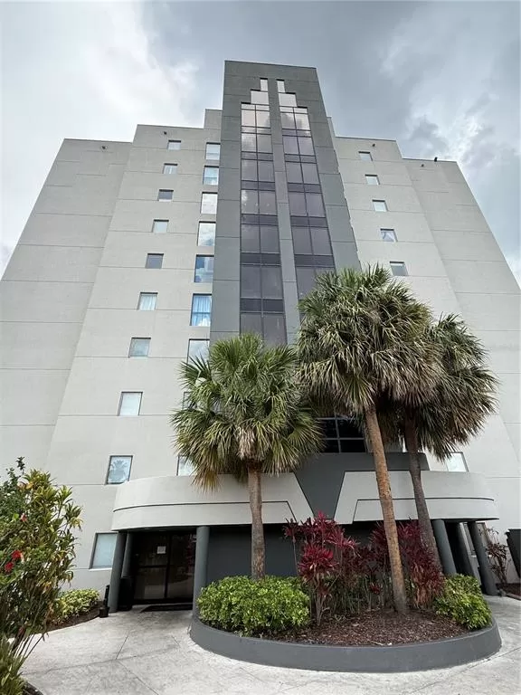 MLS: O6408803 Condo For Sale
