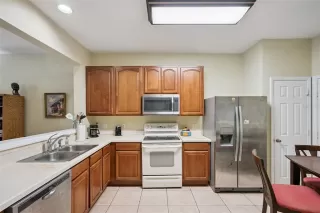 Photo #2: O6408841 Listing 