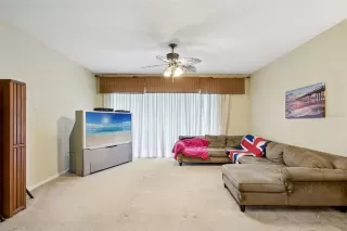 Photo #6: O6408841 Listing 