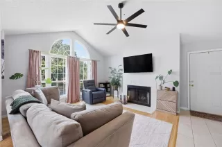 Photo #5: O6408857 Listing 