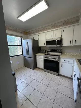 Photo #5: O6408869 Listing 