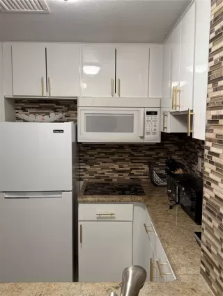 Photo #1: O6408926 Listing 