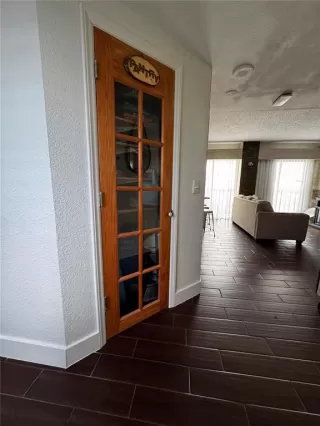 Photo #3: O6408935 Listing