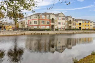 Photo #5: O6408978 Listing