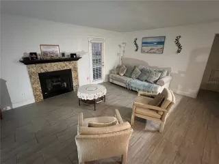 Photo #5: O6409008 Listing