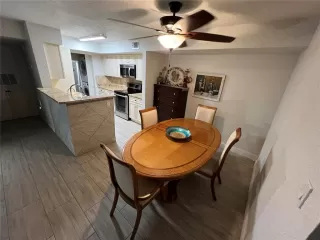 Photo #6: O6409008 Listing