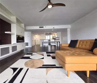 Photo #1: O6409031 Listing