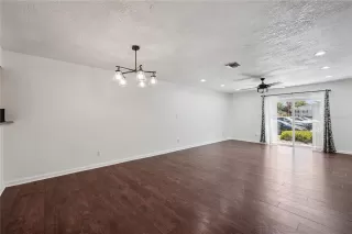 Photo #3: O6409075 Listing