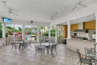Photo #3: O6409085 Listing