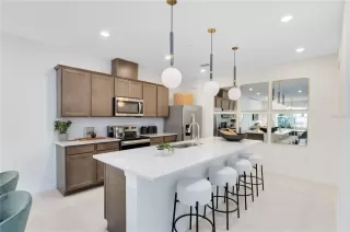 Photo #4: O6409120 Listing