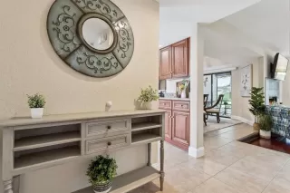 Photo #3: O6409229 Listing 