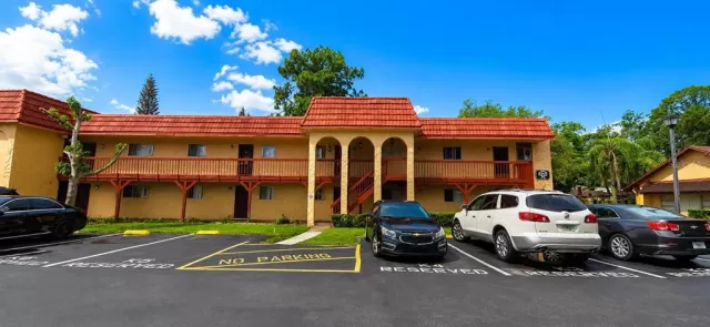 MLS: O6409248 Condo For Sale