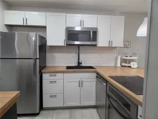 Photo #4: O6409248 Listing