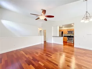 Photo #6: O6409337 Listing