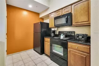 Photo #3: O6409353 Listing