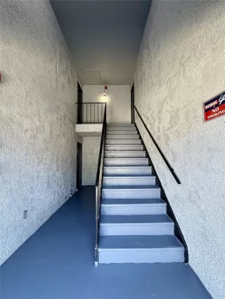 Photo #1: O6409427 Listing