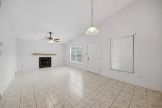 Photo #3: O6409434 Listing
