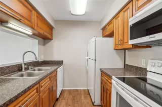 Photo #5: O6409496 Listing