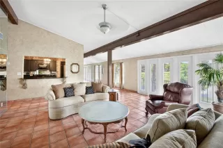 Photo #4: O6409585 Listing 