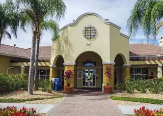 Photo #1: O6409622 Listing