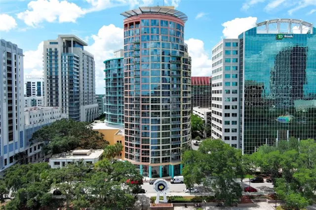 MLS: O6409689 Condo For Sale