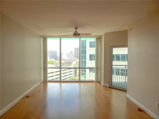 Photo #3: O6409689 Listing 