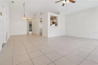 Photo #6: O6409708 Listing
