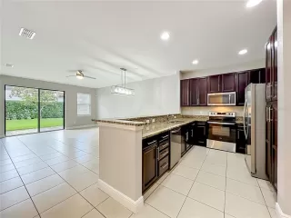 Photo #3: O6409770 Listing