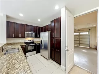Photo #5: O6409770 Listing