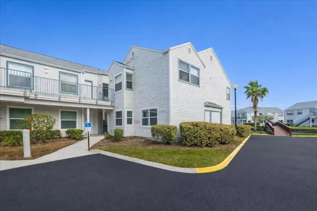 MLS: O6409780 Condo For Sale
